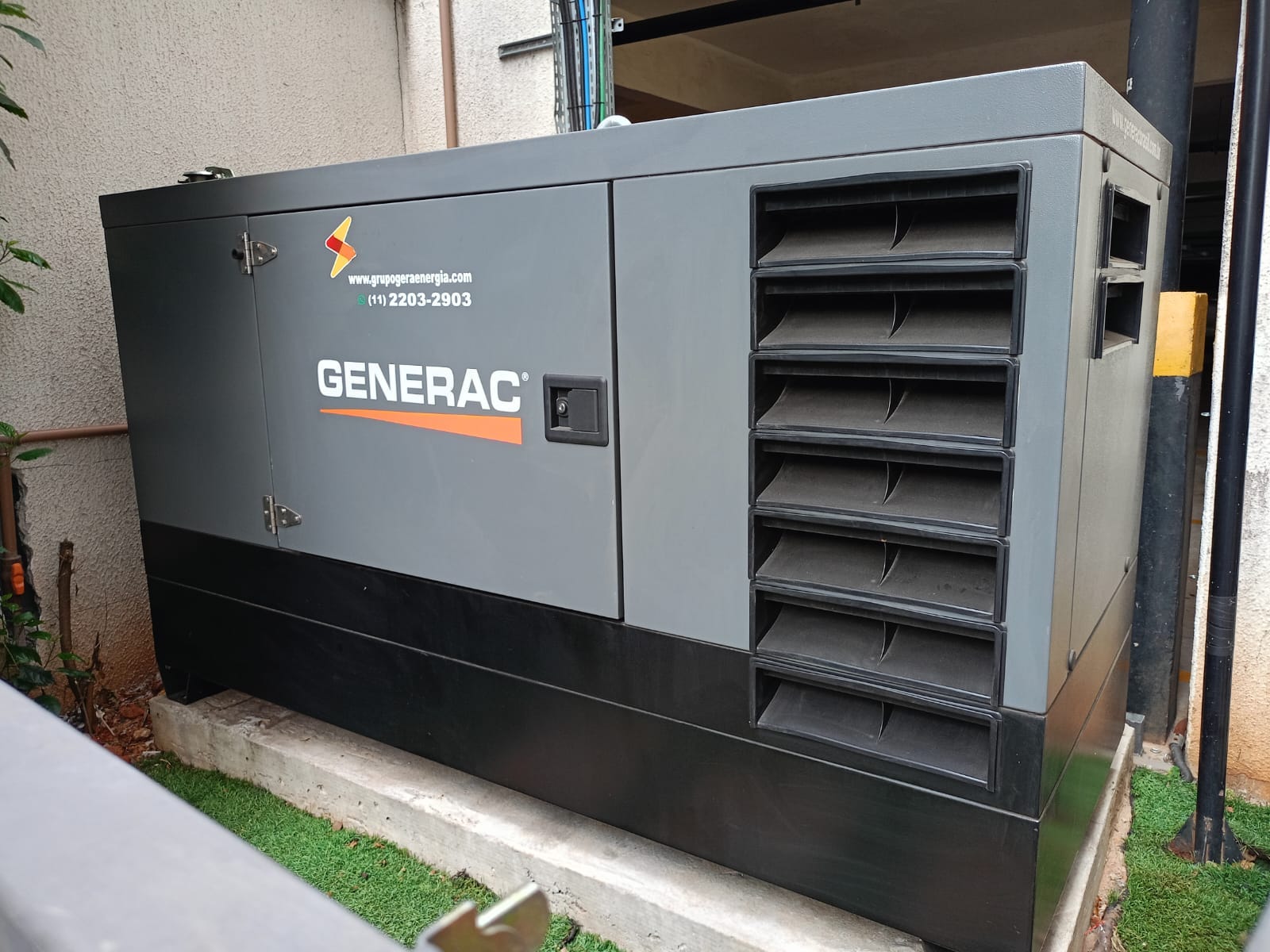 Infraestrutura Crítica: Instalação de Gerador e Elevadores Inteligentes