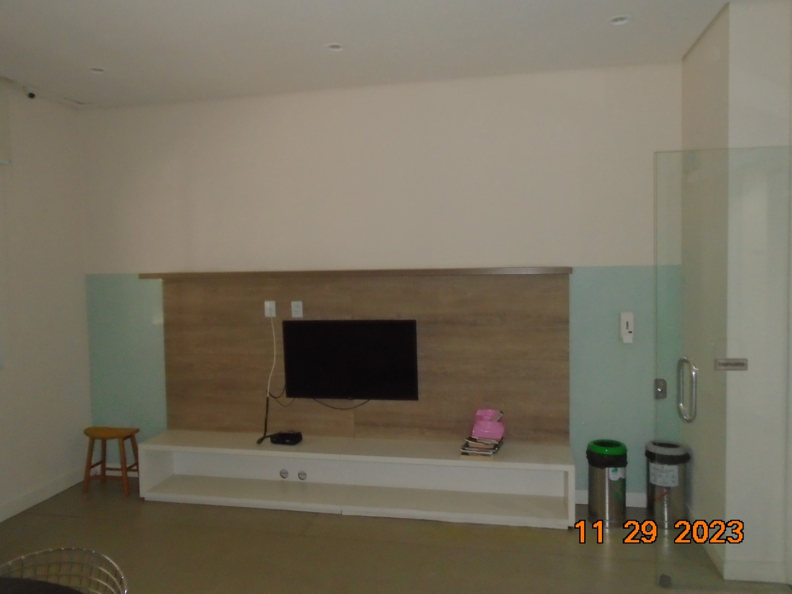Convivência & Conforto: Reforma dos Sofás e Novo Layout da Sala de TV — foto 4